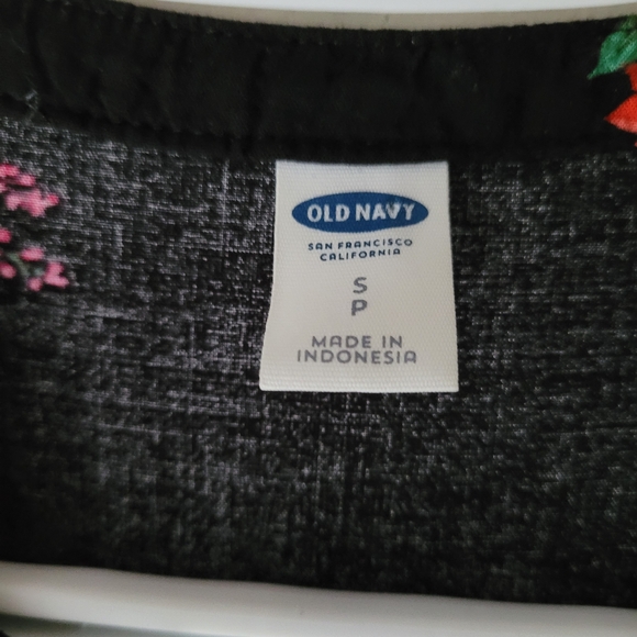Old Navy black and colorful flowered long sleeve shirt - Picture 2 of 3